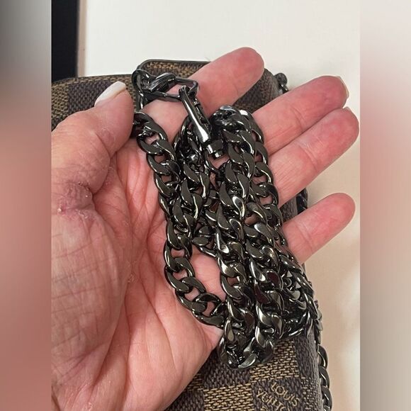 Louis Vuitton Damier Ebene International wallet - Picture 6 of 15